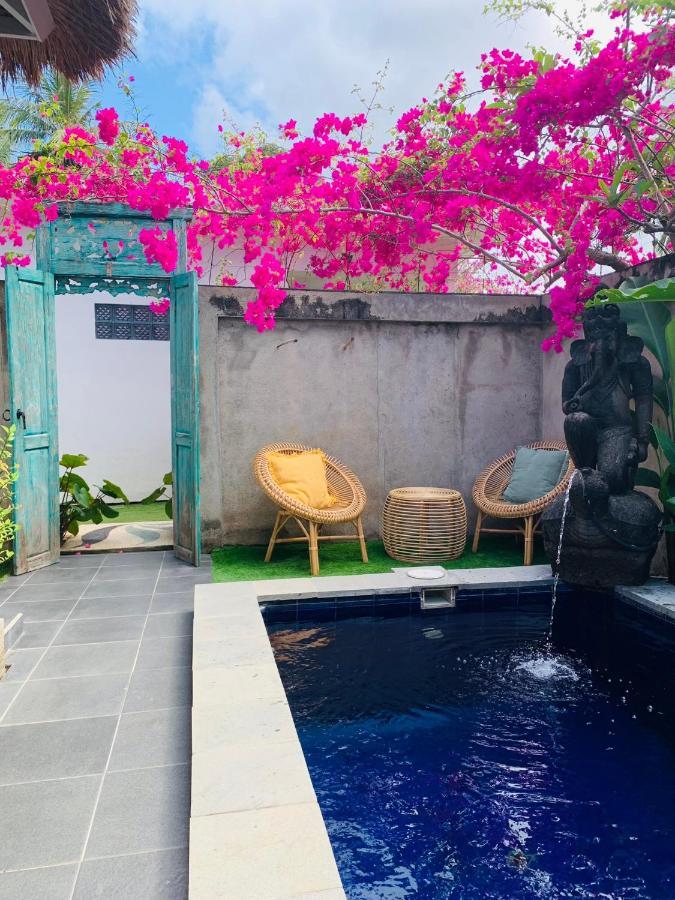 Mewali Villa'S Kuta  Luaran gambar