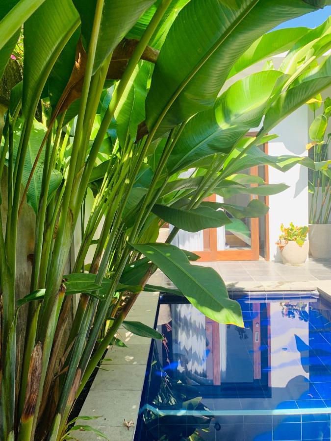Mewali Villa'S Kuta  Luaran gambar
