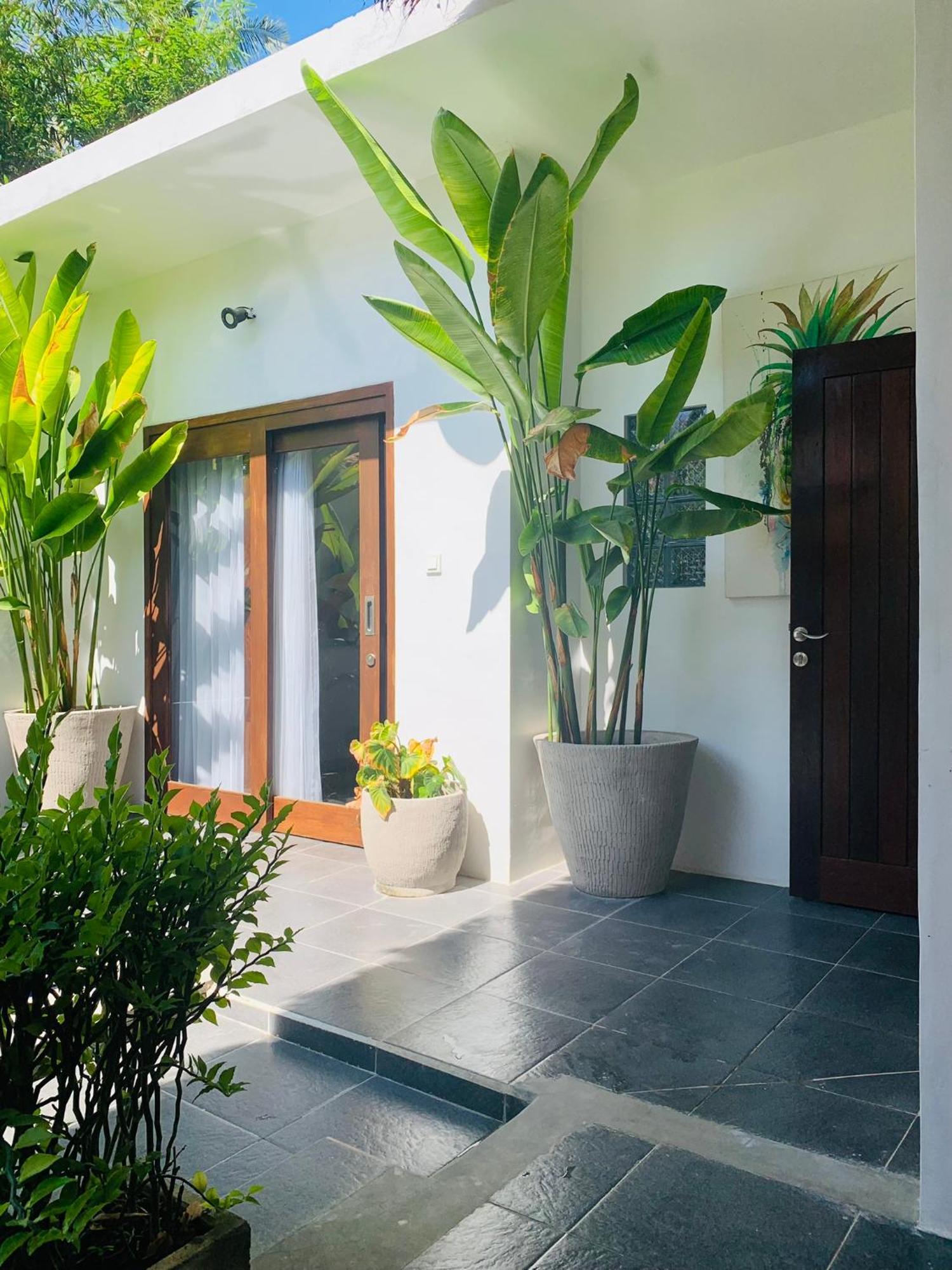 Mewali Villa'S Kuta  Luaran gambar